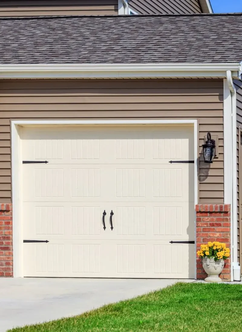 Garage Door3